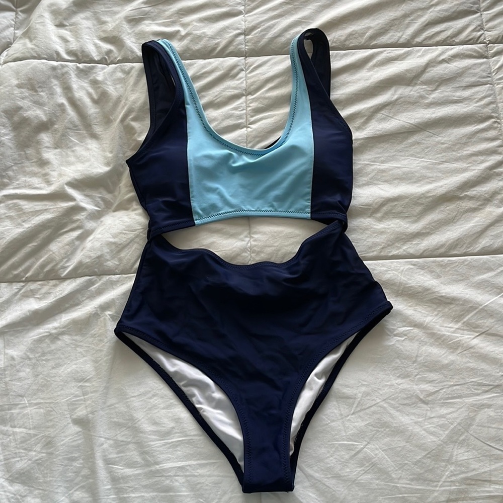 swimsuit